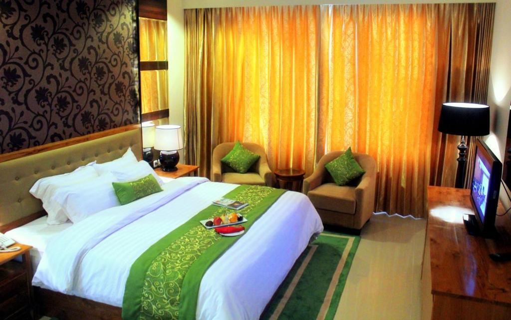 Gran Surya Hotel Banjar  Номер фото
